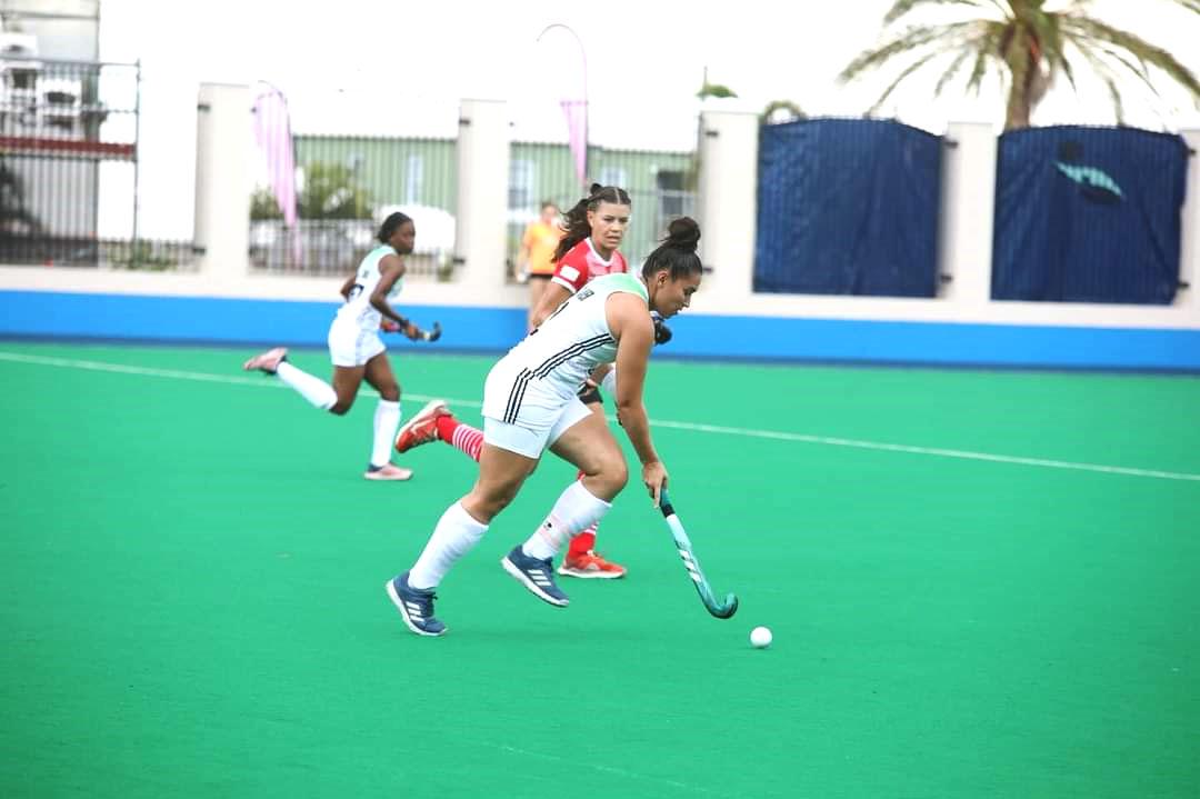 Guyana’s Gabriella Xavier (left) drives forward with the ball during their game against Mexico
yesterday. 