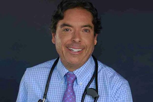 Dr Mark Chavez