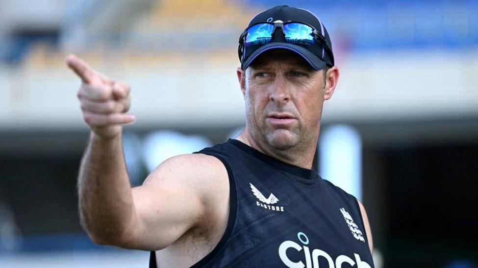 Marcus Trescothick points the way forward for England's new-look white-ball squad  •  Getty Images